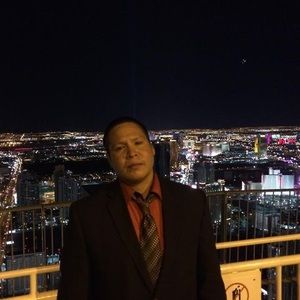 Meet your Posher, Robert